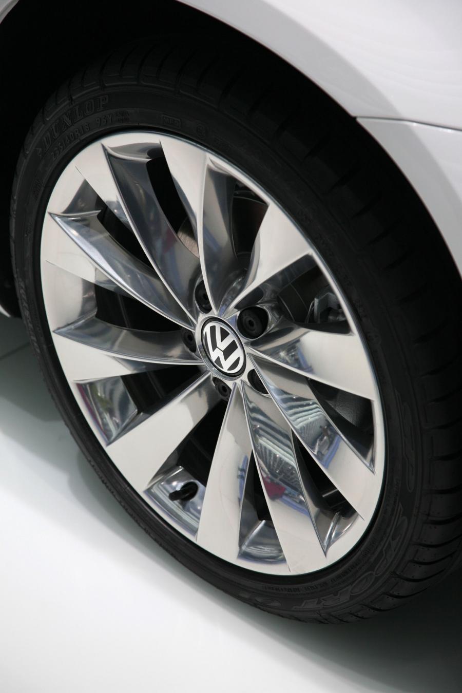 Volkswagen Scirocco 2008 года  (фото 80 из 143)